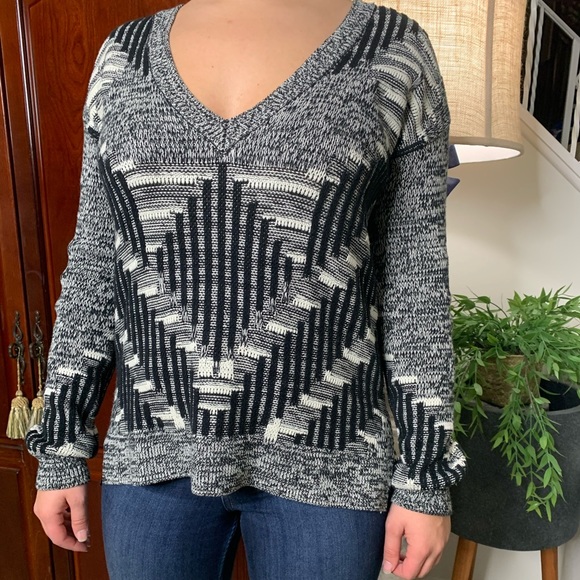 Silence + Noise Sweater - Picture 2 of 5